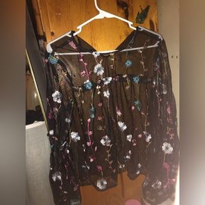 Sheer embroider flowering medium top